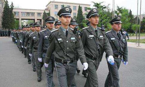 襄陽戎安保安公司消防崗位的保安人員應該遵守哪些工作職責？