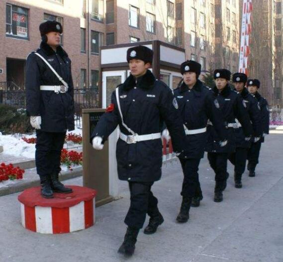 襄陽戎安保安對(duì)保安員的著裝有哪些要求